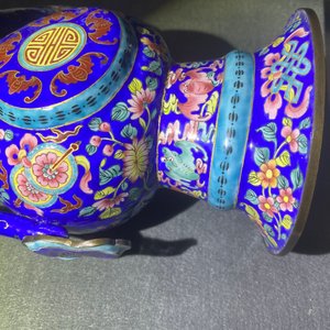 Een paar Chinese Canton email kannen voor de Vietnamese markt, 1e helft 19e eeuw — foto 37