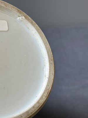 Een paar Chinese Canton famille rose opengewerkte penselenbekers, 19e eeuw — foto 23