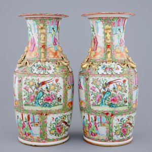 Een paar Chinese Canton famille rose vazen, 19e eeuw — foto 2