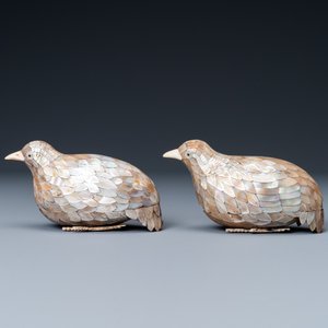 Een paar Chinese dekseldoosjes in de vorm van kwartels in hout en parelmoer, Qianlong merk, Qing — foto 3