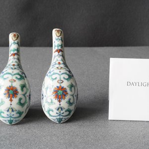 Een paar Chinese doucai lepels, 19e eeuw — foto 6