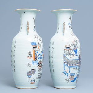 Een paar Chinese doucai vazen met antiquiteiten, 19/20e eeuw — foto 2
