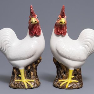 Een paar Chinese exportporseleinen modellen van hanen, 19e eeuw — foto 2