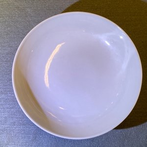 Een paar Chinese famille rose dekselkommen, Jiaqing merk en periode — foto 57