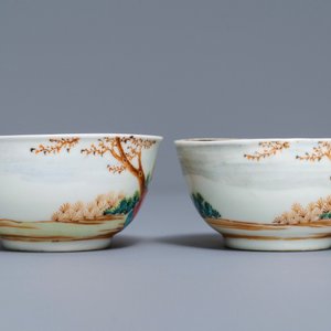 Een paar Chinese famille rose koppen en schotels met Europees decor, Qianlong — foto 7