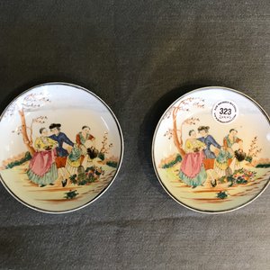 Een paar Chinese famille rose koppen en schotels met Europees decor, Qianlong — foto 11