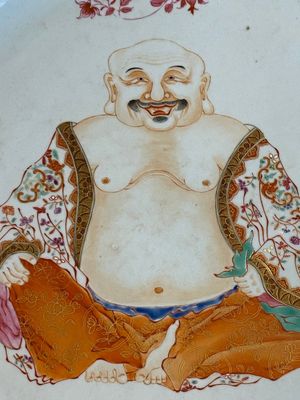 Een paar Chinese famille rose onderschotels voor 'Boeddha' terrines, Qianlong — foto 2