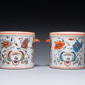 Een paar Chinese famille rose 'Pompadour' wijnkoelers, Qianlong — foto 2