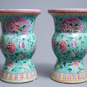 Een paar Chinese famille rose vazen met feniksen voor de Straits of Peranakan markt, 19e eeuw — foto 4