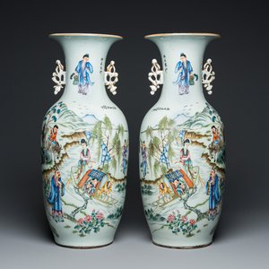 Een paar Chinese famille rose vazen met tweezijdig decor, 19/20e eeuw — foto 1