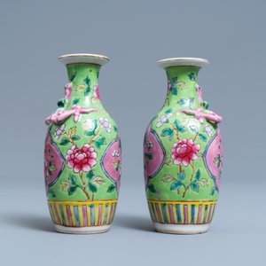 Een paar Chinese famille rose vazen voor de Straits of Peranakan markt, 19e eeuw — foto 4