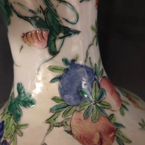Een paar Chinese famille rose "Wu Shuang Pu" vazen, 19e eeuw — foto 20