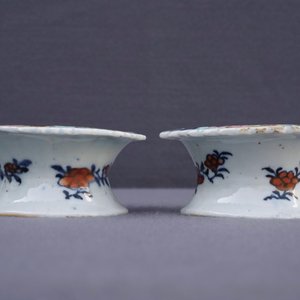 Een paar Chinese famille rose zoutvaten met 'tabaksbladeren' decor, Qianlong — foto 18