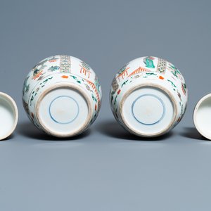 Een paar Chinese famille verte dekselpotten, Kangxi — foto 7