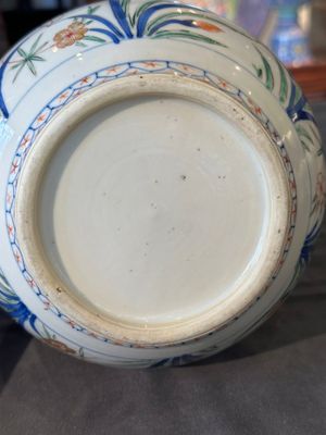 Een paar Chinese famille verte-Imari kalebasvazen, Kangxi — foto 9