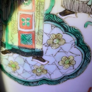 Een paar Chinese famille verte rouleau vazen, 19e eeuw — foto 15