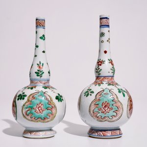 Een paar Chinese famille verte watersprenkelaars, Kangxi — foto 3
