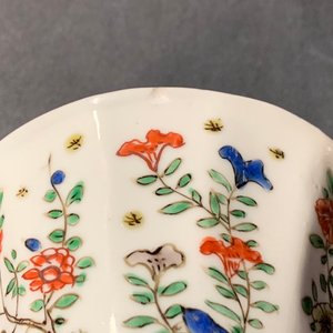 Een paar Chinese gelobde famille verte koppen en schotels, Kangxi — foto 10