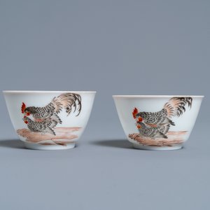 Een paar Chinese grisaille koppen en schotels met een haan en een hen, Yongzheng — foto 4