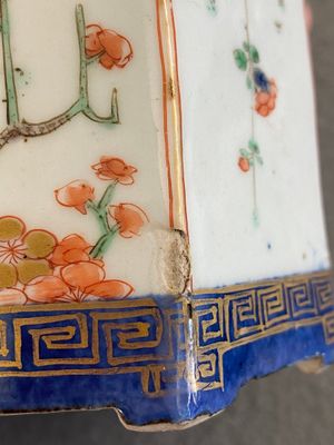 Een paar Chinese hexagonale famille verte theebussen, Kangxi — foto 14