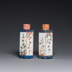 Een paar Chinese hexagonale famille verte theebussen, Kangxi — foto 5