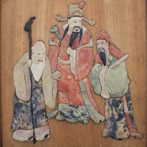 Een paar Chinese houten paneeltjes met zeepsteen versiering, ca. 1900 — foto 1