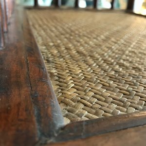 Een paar Chinese huanghuali houten stoelen, Republiek, 20e eeuw — foto 18