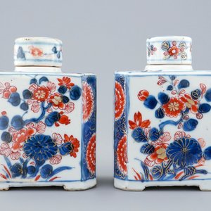 Een paar Chinese Imari theebussen met deksels, Qianlong, 18e eeuw — foto 2