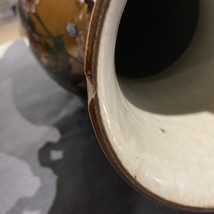 Een paar Chinese Nanking craquelé vazen met reliëfdecor van Li Tieguai, 19e eeuw — foto 8