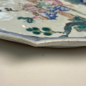 Een paar Chinese ovale famille rose schotels met een dame in een tuin, Qianlong — foto 12