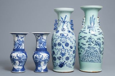 Een paar Chinese poederblauwe yenyen vazen en twee celadon vazen, 19e eeuw