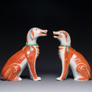 Een paar Chinese polychrome exportporseleinen modellen van honden, Qianlong — foto 2