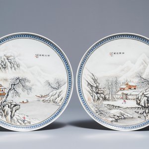 Een paar Chinese polychrome schotels met winterlandschapsdecor, Republiek, 20e eeuw — foto 1