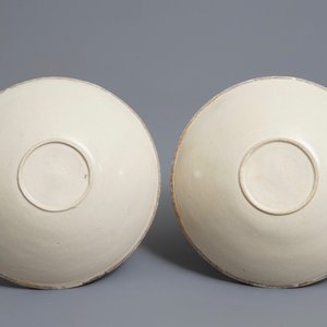 Een paar Chinese Qingbai kommen met feniksen, Song — foto 3