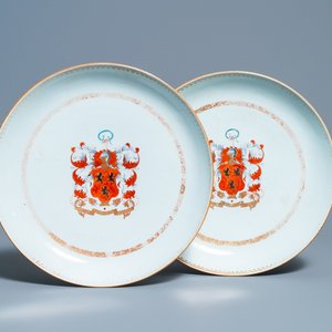 Een paar Chinese schotels met het wapen van Ross of Balnagowan voor de Schotse markt, Qianlong — foto 1