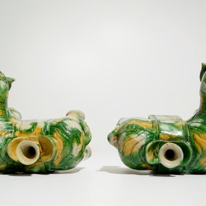 Een paar Chinese spinazie en ei geglazuurde wierookbrander als olifanten, Kangxi — foto 6