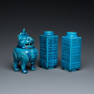 Een paar Chinese turquoise 'cong' vazen en een 'luduan' wierookbrander, 19/20e eeuw — foto 8