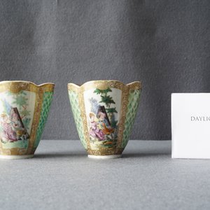 Een paar Chinese vierlobbige koppen en schotels met AR-merk naar Meissen voorbeeld, Tongzhi — foto 11