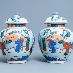 Een paar Chinese wucai dekselvazen, Kangxi merk, 19e eeuw — foto 2