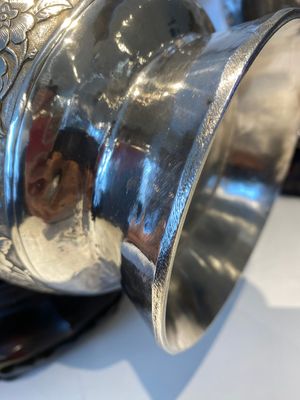 Een paar Chinese zilveren vazen met decor van 'Guo Ziyi's verjaardag', Qingyun 慶雲 merk, 19e eeuw — foto 18