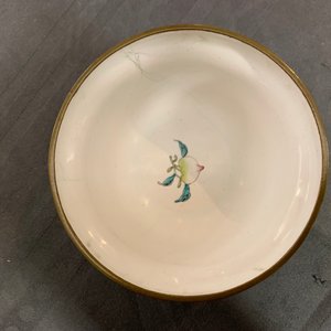 Een paar fijne Chinese Canton email dekselkommen, Yongzheng/Qianlong — foto 19