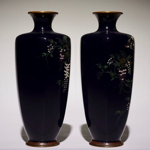 Een paar fijne Japanse cloisonné vazen, Meiji, 19e eeuw — foto 4