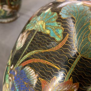 Een paar flesvormige Chinese cloisonné vazen, 19e eeuw — foto 13