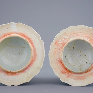 Een paar grote blauw-witte Chinese dekselvazen, Kangxi — foto 7