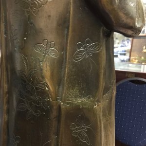Een paar grote Chinese bronzen figuren voor de Vietnamese markt, 19e eeuw — foto 38