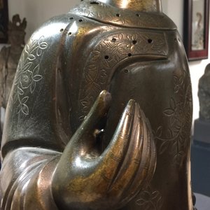 Een paar grote Chinese bronzen figuren voor de Vietnamese markt, 19e eeuw — foto 48