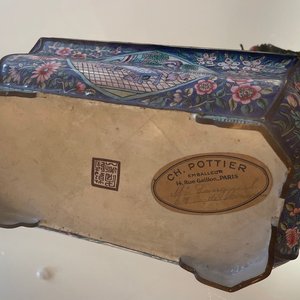 Een paar grote Chinese Canton email jardinières met bomen in jade en hardsteen, 19e eeuw — foto 7