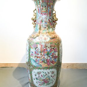 Een paar grote Chinese Canton famille rose vazen, 19e eeuw — foto 25