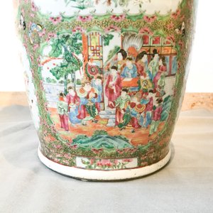 Een paar grote Chinese Canton famille rose vazen, 19e eeuw — foto 34