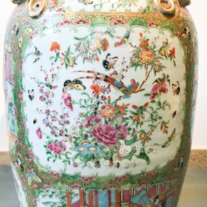 Een paar grote Chinese Canton famille rose vazen, 19e eeuw — foto 42